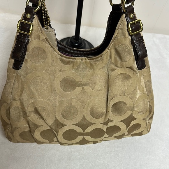 Coach Maggie Optic Khaki canvas shoulder bag Purse! - Picture 4 of 16